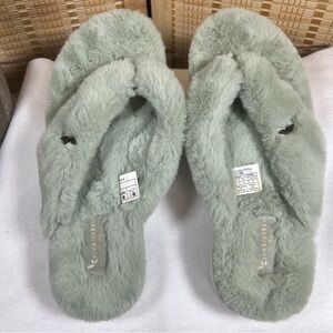 Koolaburra by Ugg Women’s Furr-ee Flip-flops, Size: 10